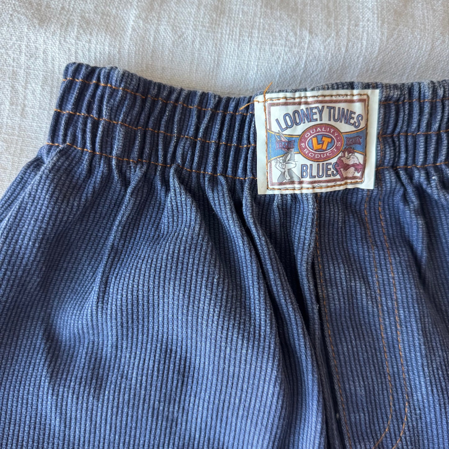 Size 5 Vintage Looney Tunes Shorts