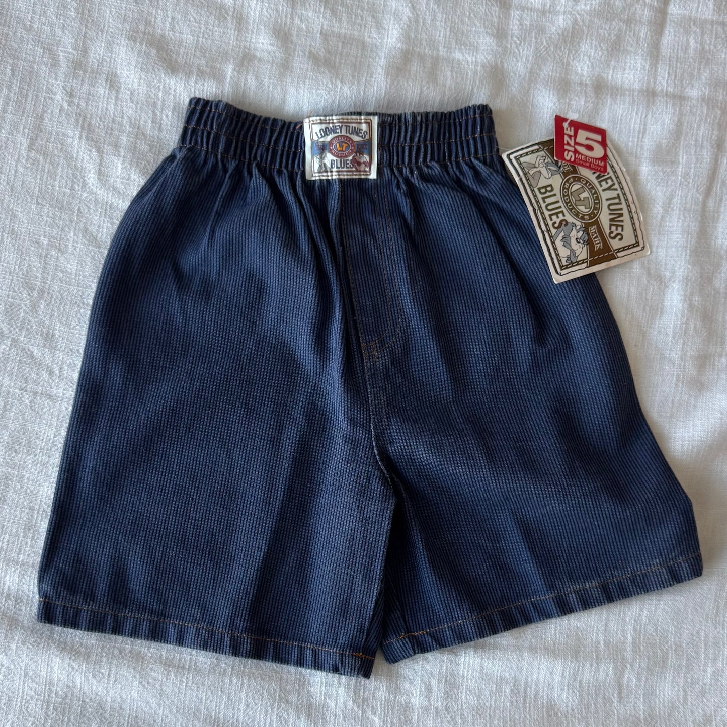 Size 5 Vintage Looney Tunes Shorts